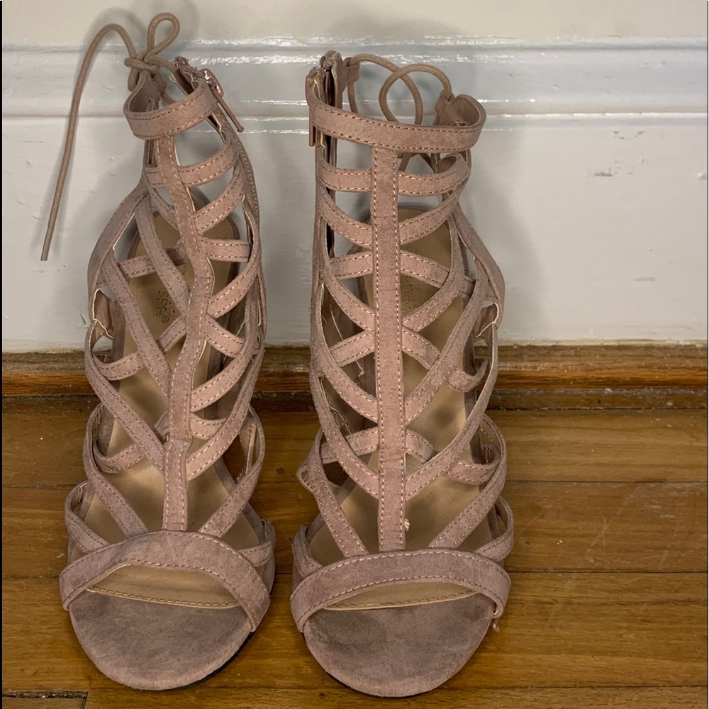 Shoes - Picture 2 of 2